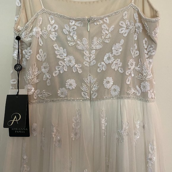 ADRIANNA PAPELL WHITE/CREAM LACE BEADED DRESS - Picture 3 of 10